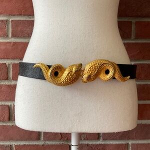 Vintage Rare  Doreen Ryan Gold Tone Double Snake Buckle Signed Adjustable Belt